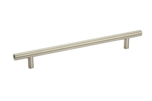 Möbelgriff in elegantem Design, robustem Material und ergonomischer Form für einfache Handhabung.
