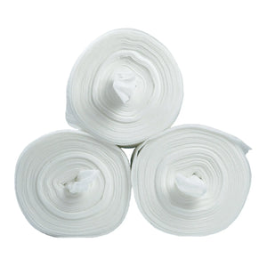 Drei Rollen weiße Vlieswischtücher mit jeweils 70 Blatt.