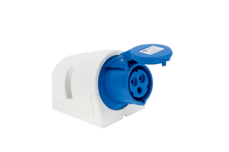 Bild der WANDDO-CEE-BLAU-3PLG-16A-250V-IP44 Steckdose in robuster blauer Ausführung.