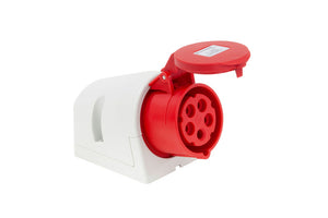 WANDDO-CEE-ROT-5PLG-16A-400V-IP44 in rotem Kunststoff mit CEE-Stecker und Schutzart IP44.