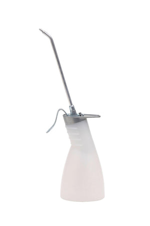 Ölkanne-WRKSTOELR aus korrosionsbeständigem Material mit ergonomischem Griff und 1 Liter Fassungsvermögen.