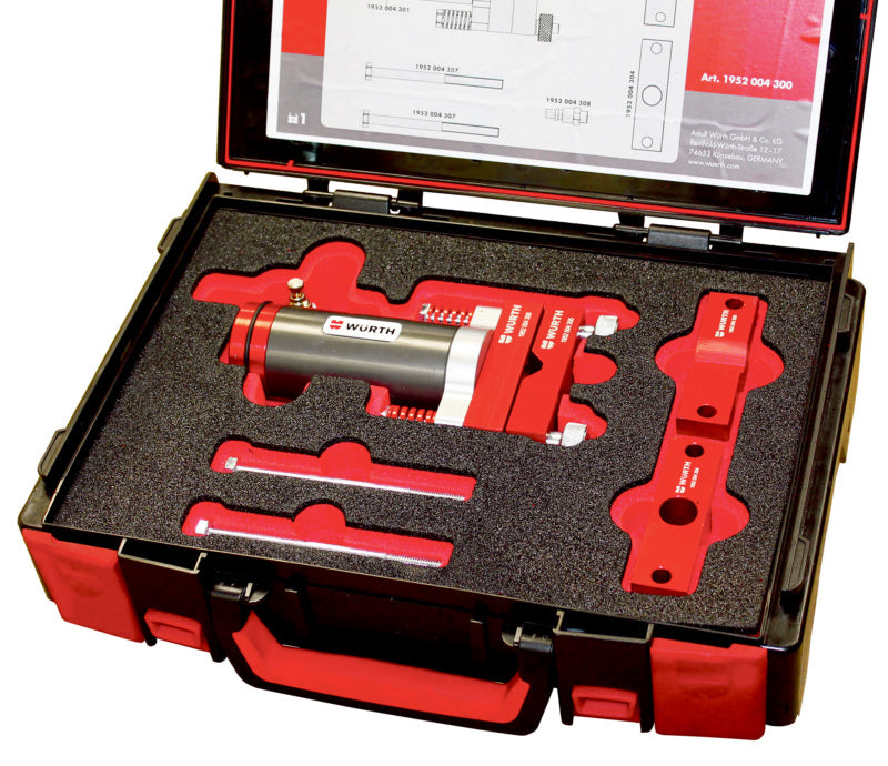 Set von Zünd- und Glühkerzenwerkzeugen in einer kompakten Aufbewahrungsbox.