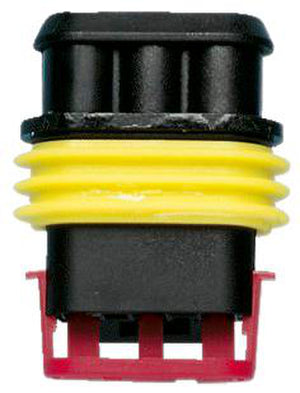 Drei weiße BUGEHAEU-WADI-3FACH VP 10 Einheiten Steckdosenleisten nebeneinander angeordnet