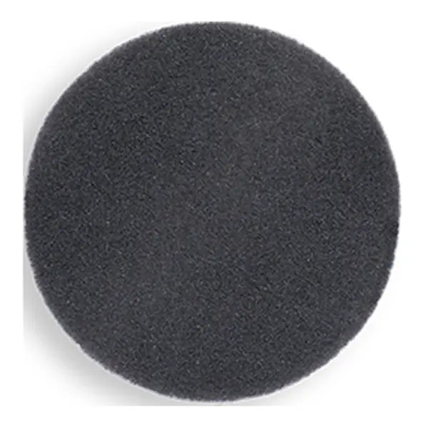 Schwarzes, rundes Bodenreinigungspad mit 430 mm Durchmesser.