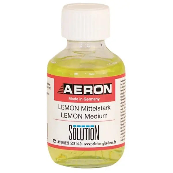 Flasche mit AEROMAT LEMON Mittelstark Duftöl.