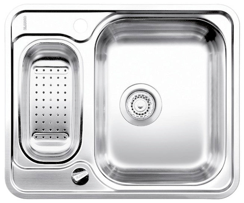 Edelstahlspüle mit glatter Oberfläche und integrierter Geräuschdämpfungstechnologie.