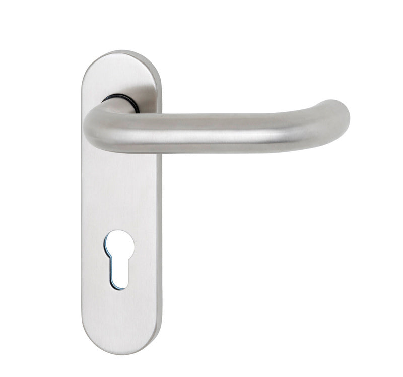 Mattierter Edelstahl-Türdrücker für Objektbereich mit ergonomischem Design und PZ-Vorrichtung, links/rechts.