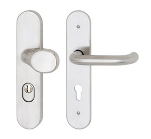 Edelstahl Schutzbeschlag SBS-A2-S502/FS mit modernem Design für Türen und Fenster.