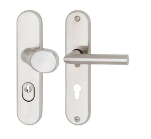 Edelstahl-Schutzbeschlag SBS-A2-S305 mit hoher Korrosionsbeständigkeit und modernem Design.