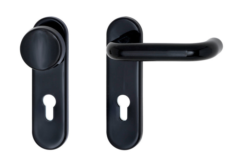 Schwarzer Türdrücker aus Polyamid für Brandschutz- und Paniktüren, ergonomisch und langlebig.