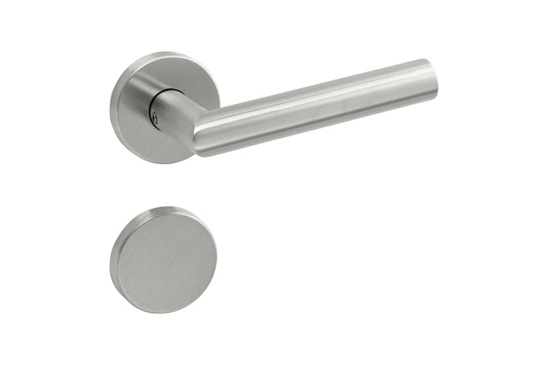 Edelstahl-Türdrücker mit Paniktür-System und gebürsteter Oberfläche für Sicherheit und Design.