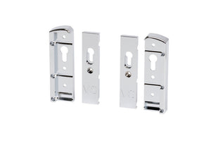 Ausziehkorb für Küchenschränke mit Frontbefestigung, ideal für die Aufbewahrung von Utensilien.