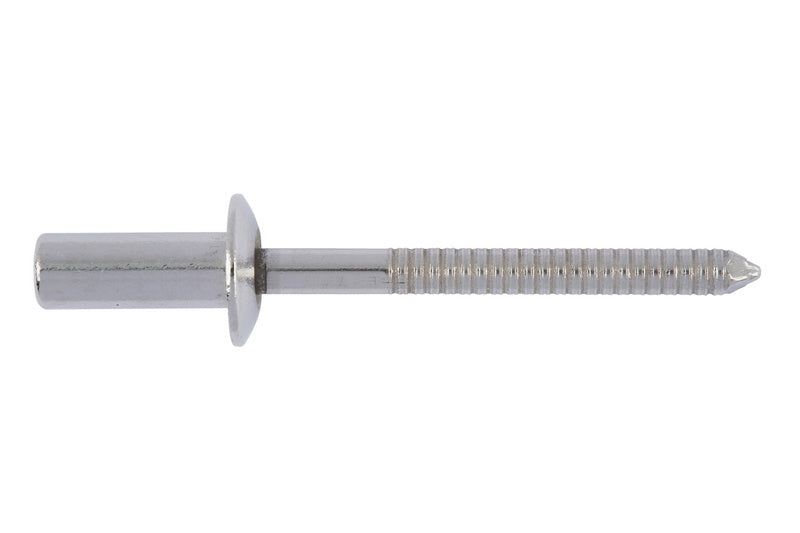 Becher Blindniet mit flachem Kopf aus A2-Edelstahl für stabile und rostfreie Verbindungen.