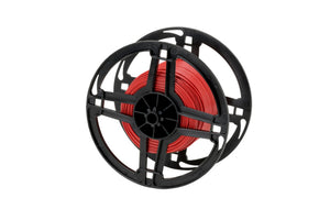 Rote Fahrzeugleitung FLRY/FLY FLTG auf einer Spule, sichtbar mit flexibler Isolierung.