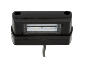 Kennzeichenleuchte für Nutzfahrzeuge mit klarer Linse und robustem Gehäuse.