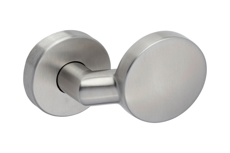 Edelstahl-Türdrücker TD A2 KNAUF TYP C mit ergonomischem Design und geschliffener Oberfläche.