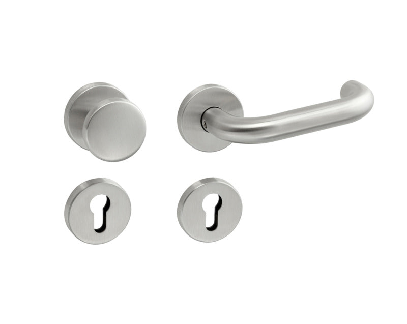 Türdrücker aus Edelstahl mit Klick-Technologie für den Objektbereich, ergonomisch und korrosionsbeständig.