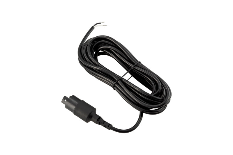 LED-Lichtleiste mit 6 Metern Länge, geeignet für Innen- und Außenbeleuchtung.