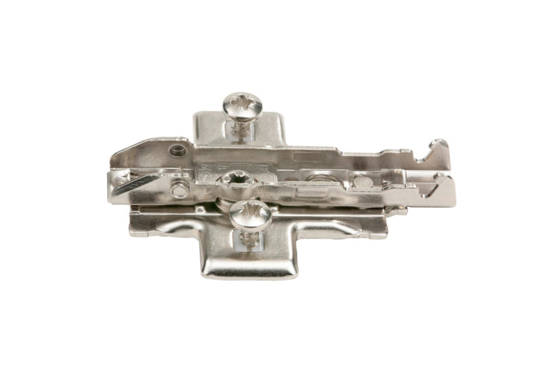 Montageplatte Tiomos Quick 7,5 mm dick, stabil und für Möbelmontage geeignet.