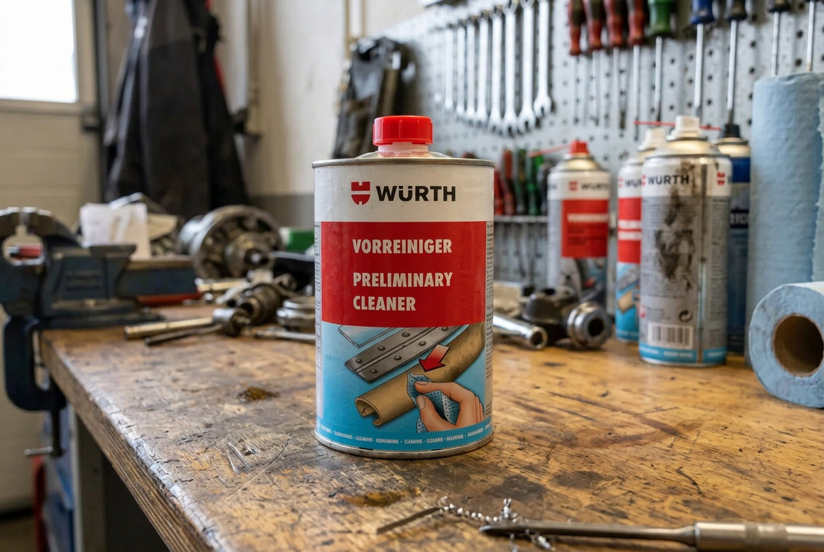 1-Liter-Flasche Vorreiniger für Klebstoffe mit klarer Flüssigkeit und praktischer Anwendung.