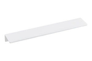 Moderner Möbelgriff GRF-DESIGN aus robustem Material mit zeitlosem, schlichtem Design.