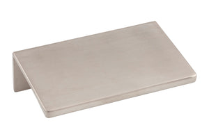 Moderner Möbelgriff GRF-DESIGN aus robustem Material mit schlichtem, zeitlosem Design.