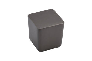 Runder Möbelknopf KNPF-DESIGN mit glänzender Oberfläche für Schränke und Schubladen.