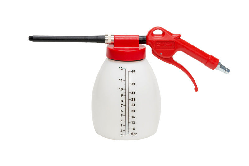 Tragbares Reinigungs- und Waschgerät mit verstellbaren Druckstufen und ergonomischem Griff für Handwerker.