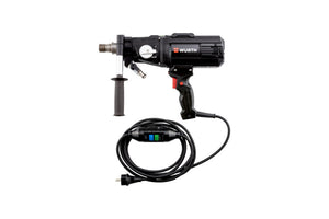 Kernbohrgerät mit Diamantbohrkrone und elektrischem Antrieb, geeignet für präzise Bohrungen.