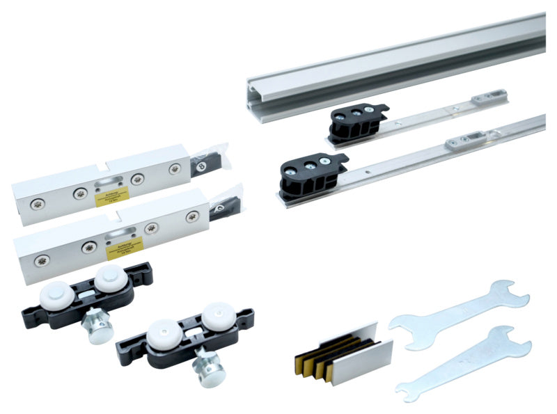 Schiebetürbeschlag in silberner Farbe mit robustem Design für Zimmertüren.