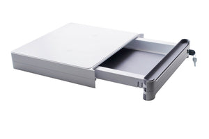 Weißer Schreibtischorganizer mit Fächern für Stifte, Notizen und Bürobedarf.