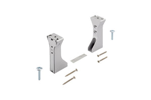 Silberne LED-Wandlichtleiste mit schlankem Design und warmweißem Licht für Innenräume.