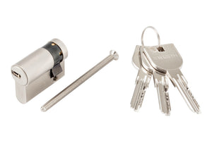 Robuster Profilzylinder W6X mit hohem Sicherheitsmechanismus und modernem Design für Türen.