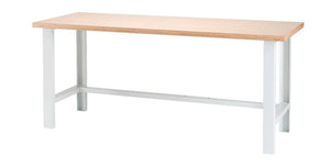 Robuste stationäre Werkbank mit 1500 mm Arbeitsfläche und integriertem Stauraum für Werkzeuge.