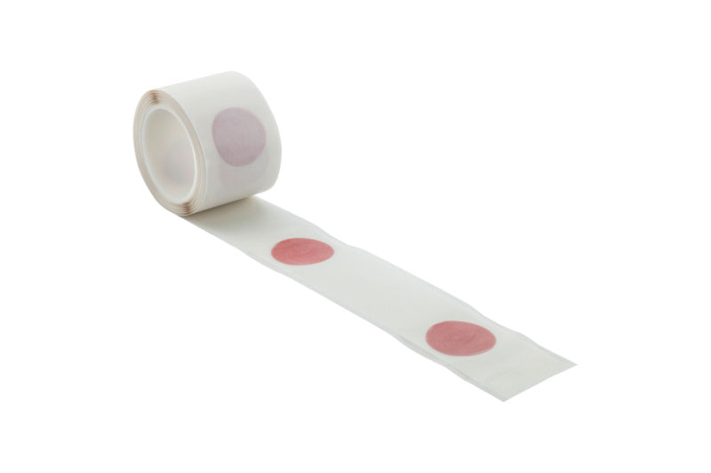 Bodenmarkierung in Punktform, sichtbar in leuchtenden Farben für sichere Arbeitsumgebungen.