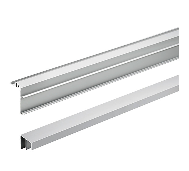 Schiebetürbeschlag-Set von Hettich mit Laufschienen und Montagezubehör für Schiebetüren