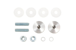 Befestigungssatz mit Schrauben, Unterlegscheiben und Dübel für Stoßgriffe an Oberflächen.