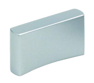 Möbel-Muschelgriff aus mattem Aluminium mit ergonomischer Form für Schubladen und Türen.