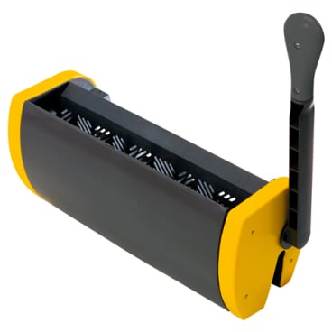 Gelbe Flachpresse Twixter aus Kunststoff für das gleichmäßige Flachdrücken von Teig und Gemüse.