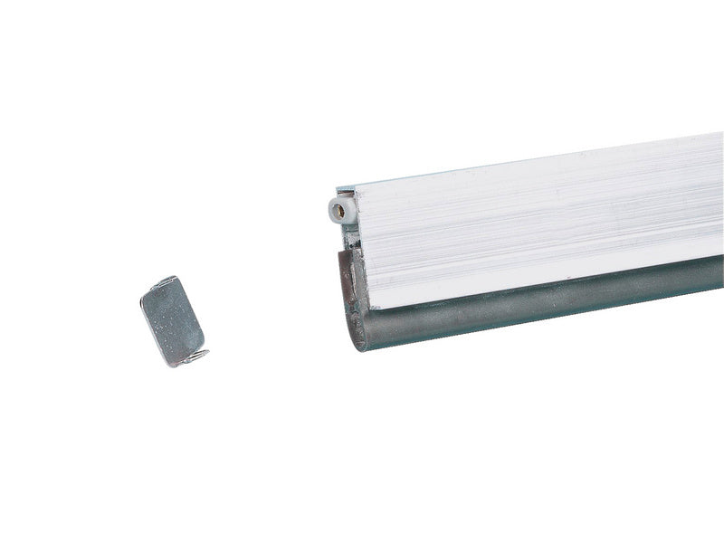 Automatische Türabdichtung TRABDI-AT48 in 950 mm Länge, ideal gegen Zugluft und Lärm.