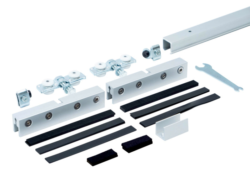 Moderner Schiebetürbeschlag für Zimmertüren aus robustem Material mit geräuschlosem Betrieb.