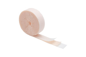 Elastisches, latexfreies Wundpflaster 3 cm x 450 cm, atmungsaktiv und hautfreundlich.