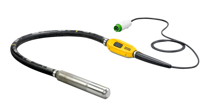 Kabelloser Akku-Betonrüttler BETRUTLR mit ergonomischem Griff und vibrationsstarker Funktion.