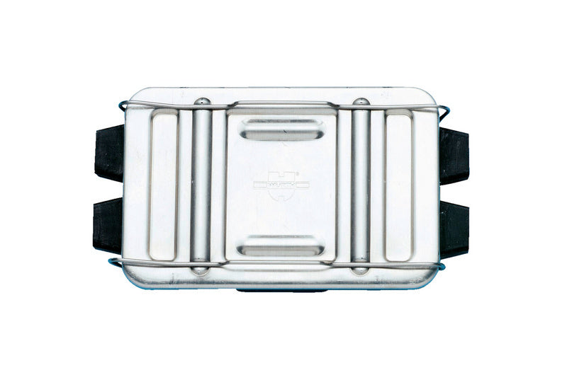 Four-way power outlet with two input and output units.