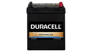 STARTBATT DURACELL ADVANCED DA40 car battery with a black and yellow casing and terminals visible