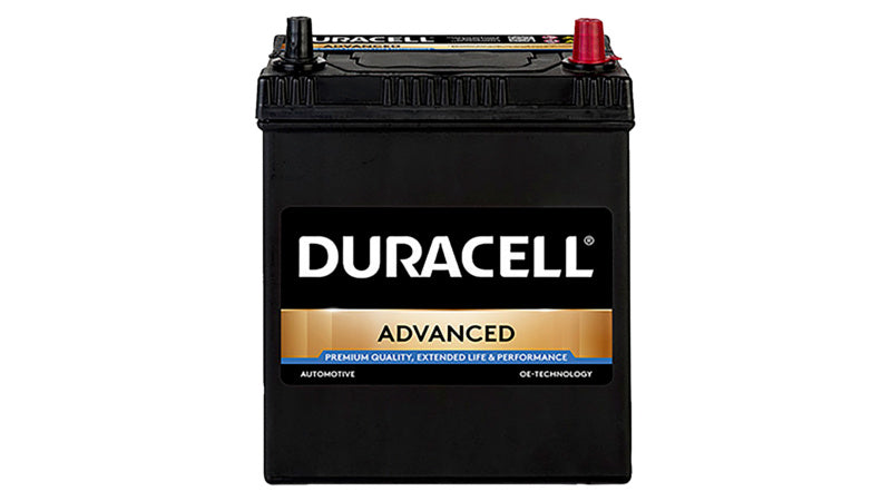 STARTBATT DURACELL ADVANCED DA40 car battery with a black and yellow casing and terminals visible