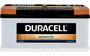 STARTBATT DURACELL ADVANCED DA100 car battery with durable casing and clear labeling visible