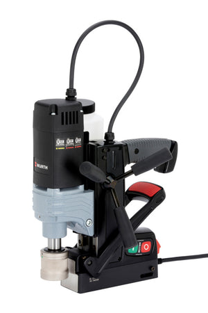 Magnetkernbohrmaschine Elektro MAGNKERNBOMA mit robustem Design und integriertem Magnetfuß.