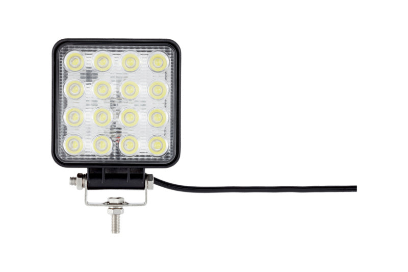 Arbeitsscheinwerfer Fahrzeug-ARBSHNWERF-FZG-CW-KBL-FLUTLICHT-16X3W     Verpackungsinhalt    1 Einheit