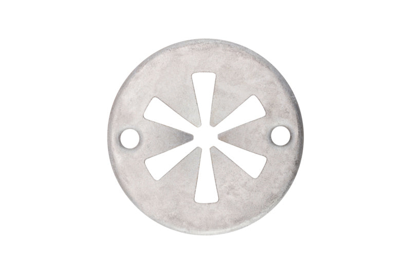 Pack of 100 metal bolts 5x30mm with flat head and thread visible on white background